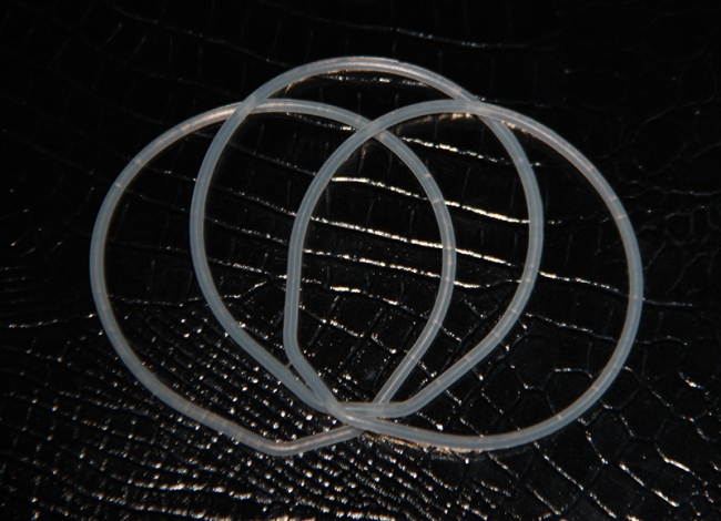 Oil resistance of hydraulic seals of Xinhuaxu oil resistant material